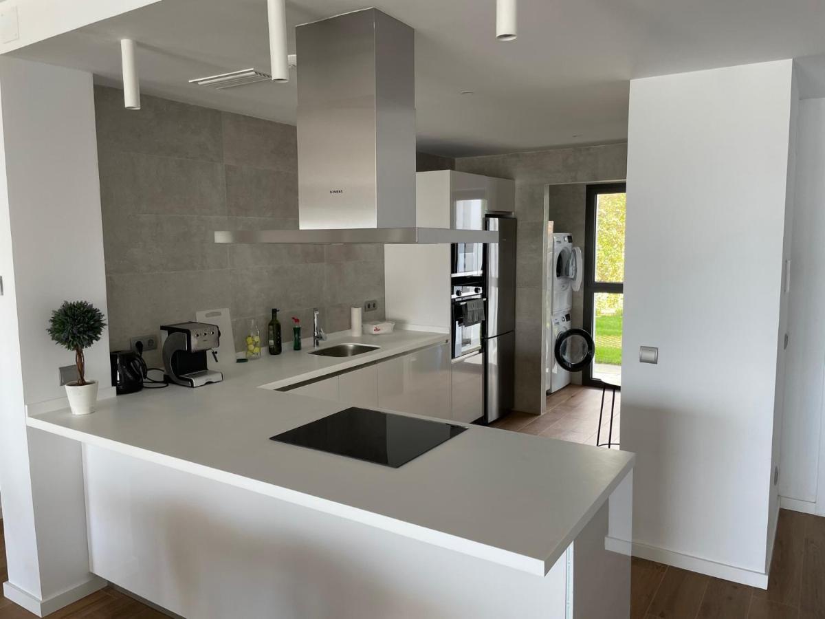 Modern 2 Beds Apartment In Alcaidesa La Alcaidesa Exterior foto